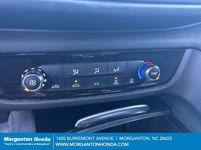 Used 2018 Buick Regal Preferred image 18