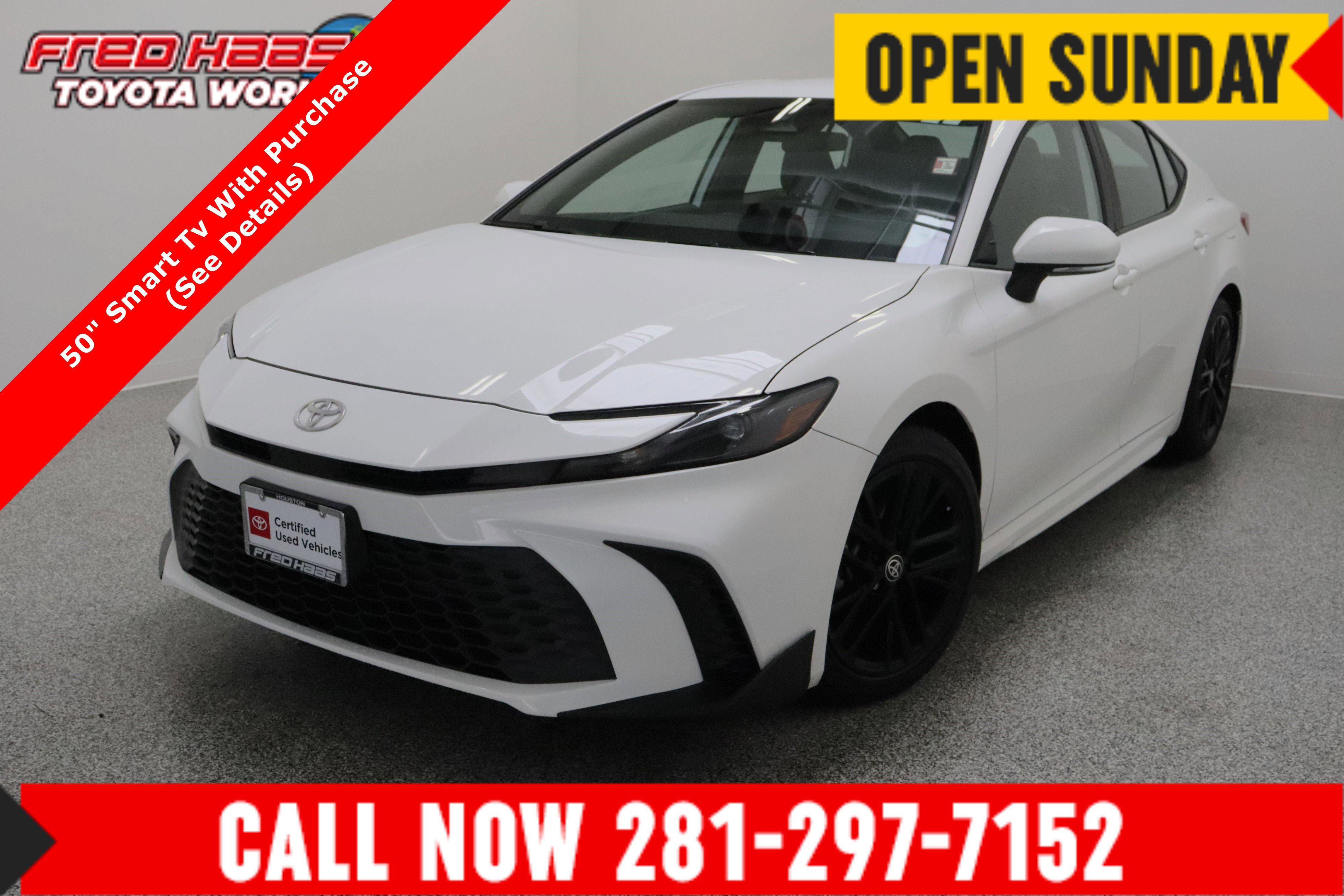 Certified 2025 Toyota Camry SE image 1