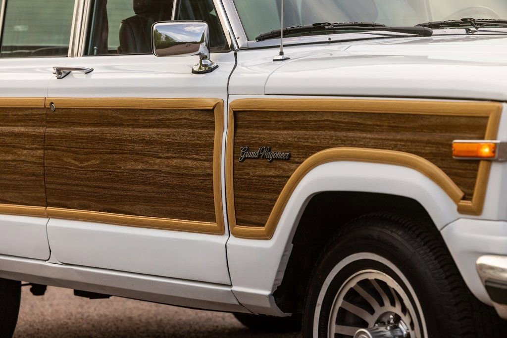 Used 1989 Jeep Grand Wagoneer AWD/4WD image 49