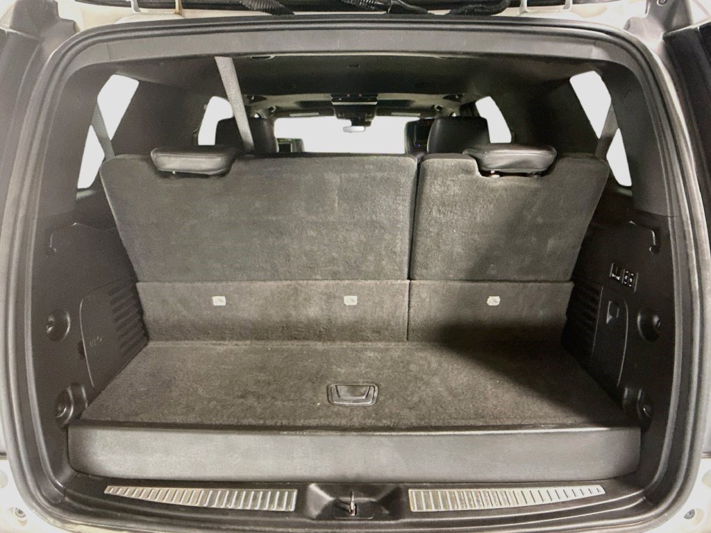 Used 2019 Cadillac Escalade Platinum AWD/4WD image 34