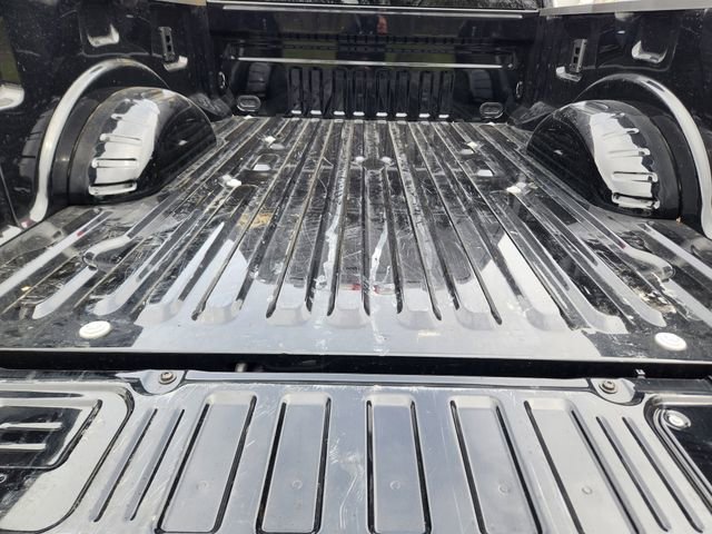 Used 2025 Ford F250 Platinum w/ FX4 Off-Road Package AWD/4WD image 32