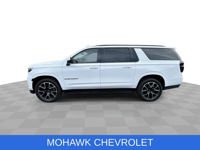Used 2022 Chevrolet Suburban RST w/ Luxury Package AWD/4WD image 5
