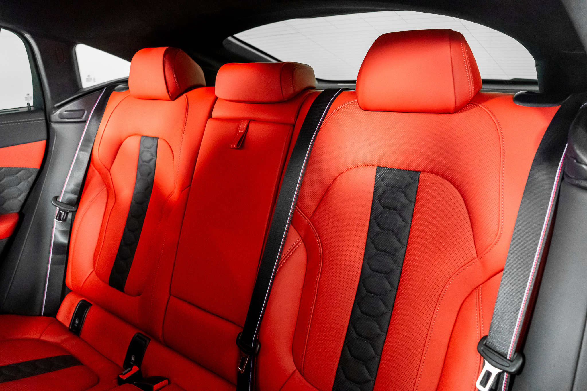 Used 2025 BMW X6 M Competition image 30