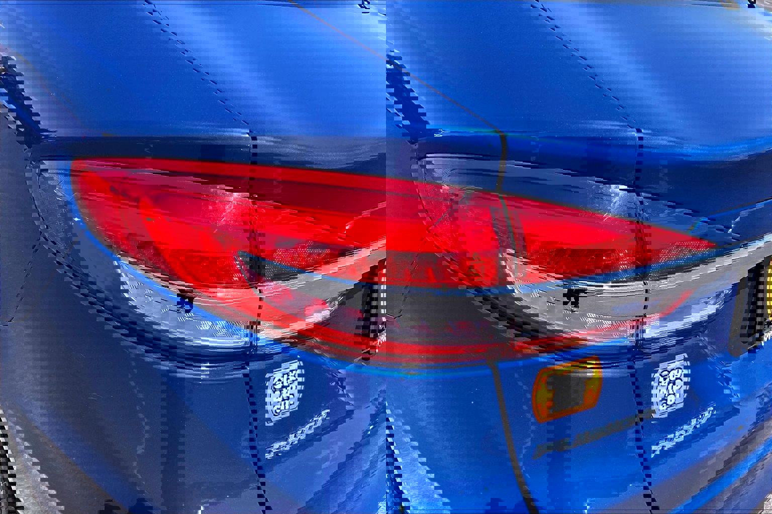 Used 2017 Ford Fusion SE w/ Fusion SE Technology Package image 22