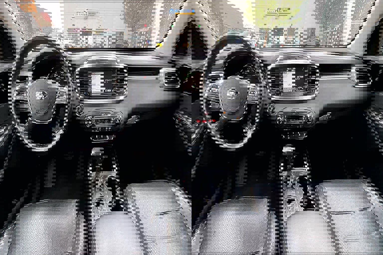 Used 2020 Kia Sorento SX image 12