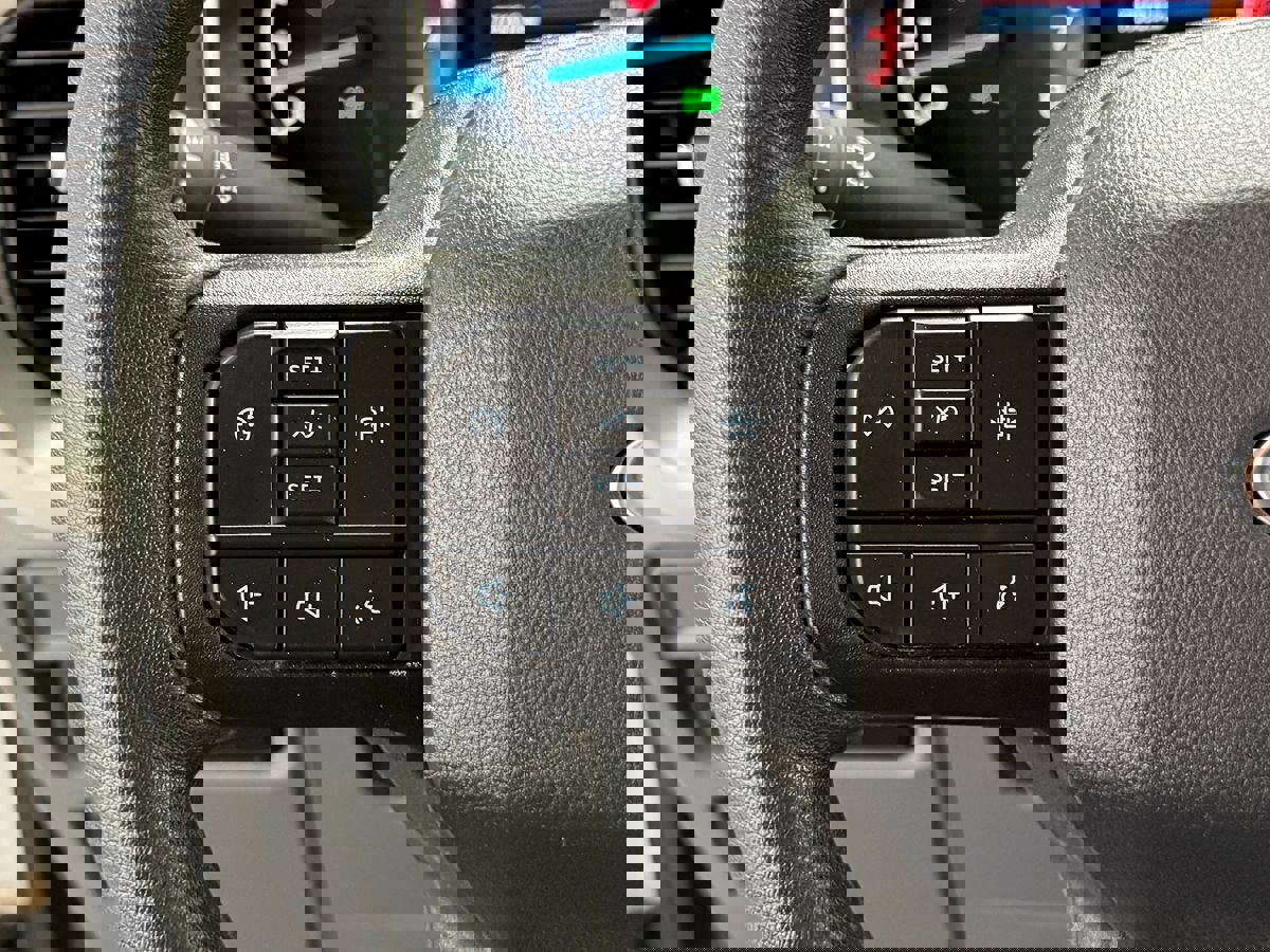 Used 2022 Ford F150 XLT w/ Trailer Tow Package image 16