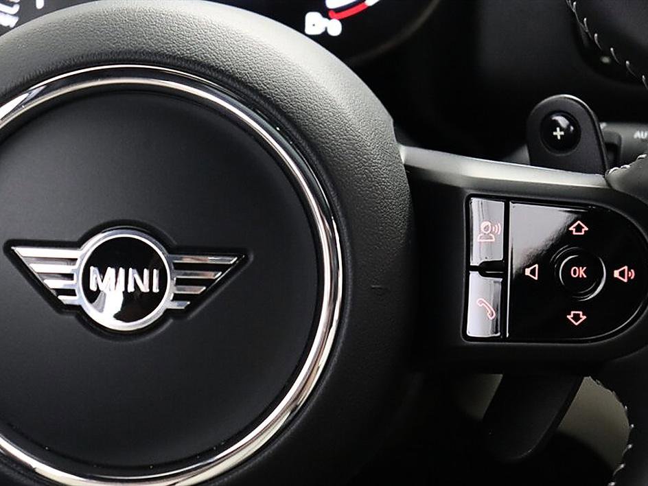 Used 2023 MINI Cooper Countryman S w/ Signature Upholstery Package image 35