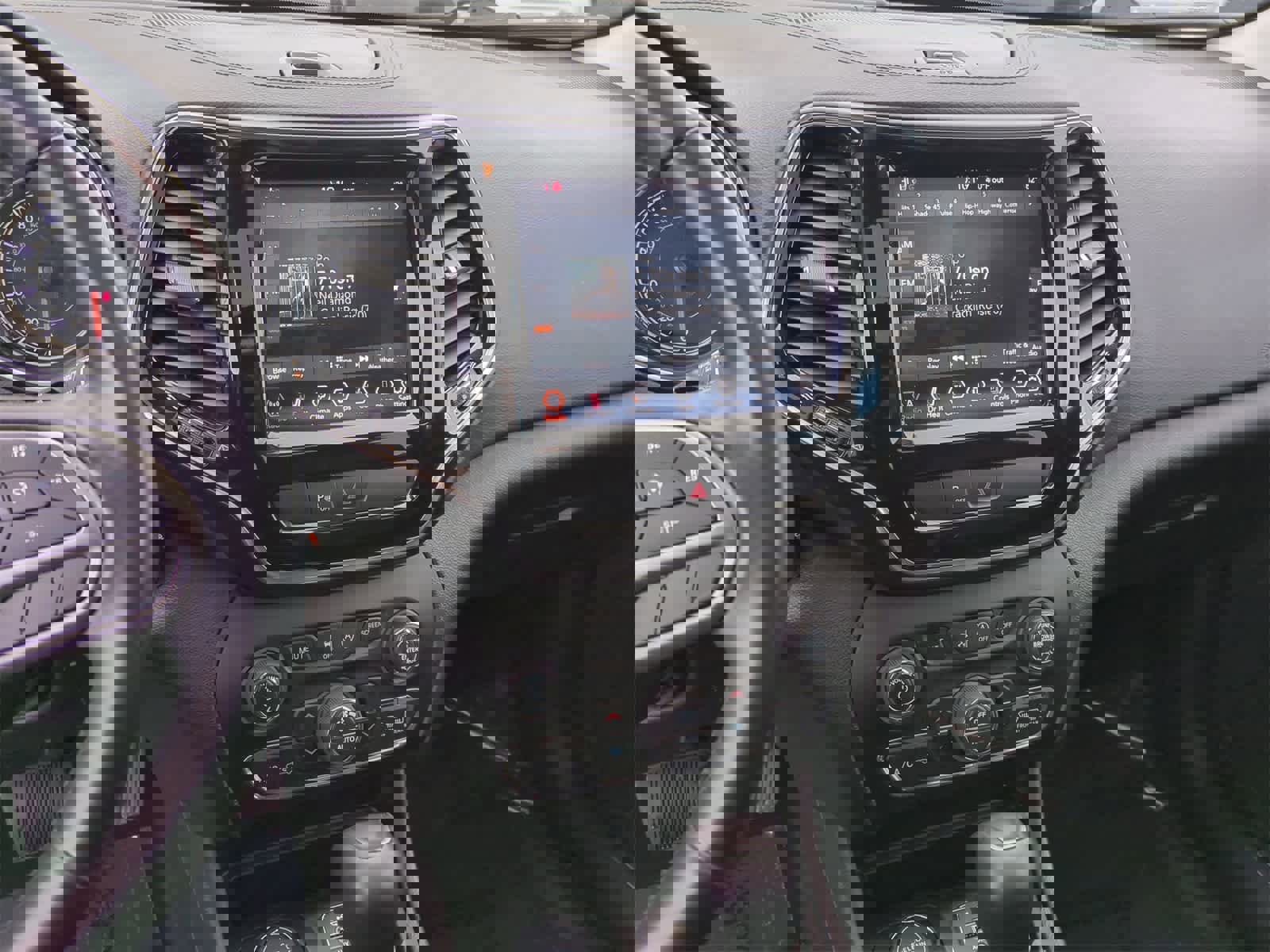 Certified 2020 Jeep Cherokee Limited image 28