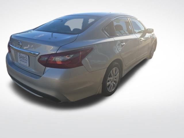 Used 2018 Nissan Altima 2.5 S w/ S Convenience Package image 7