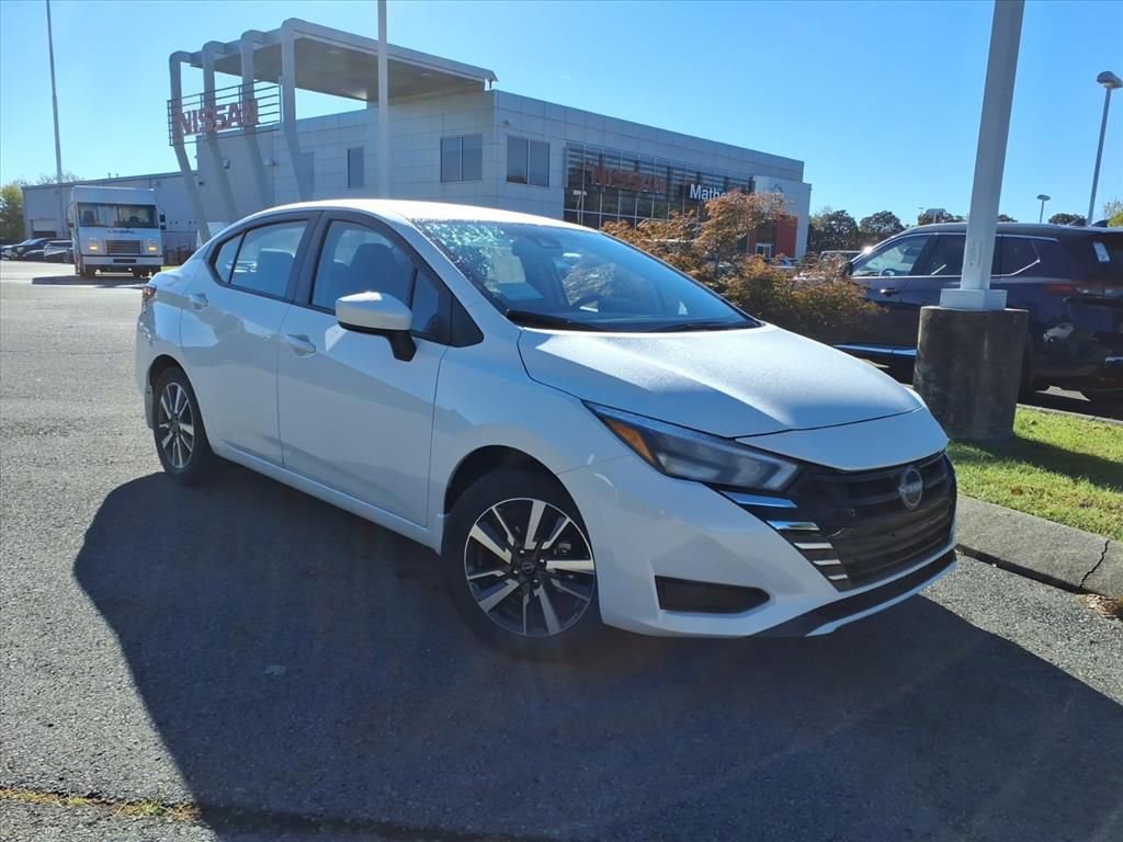 New 2025 Nissan Versa SV w/ Trunk Package FWD image 1
