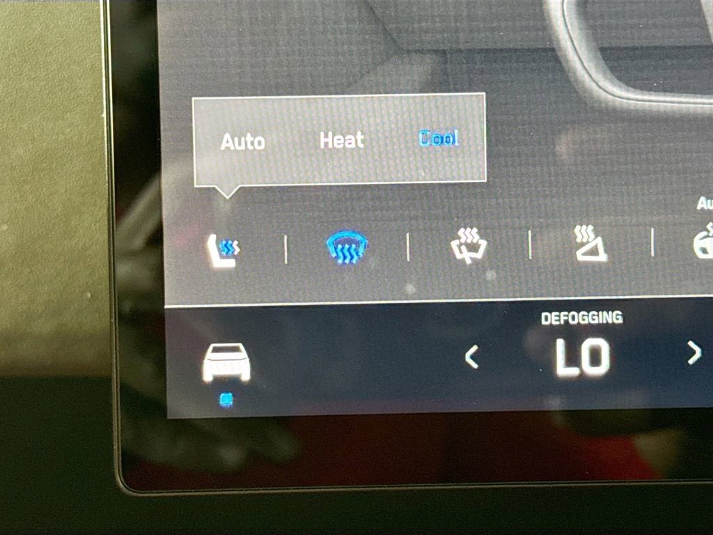 Used 2024 Tesla Cybertruck AWD Crew Cab image 19