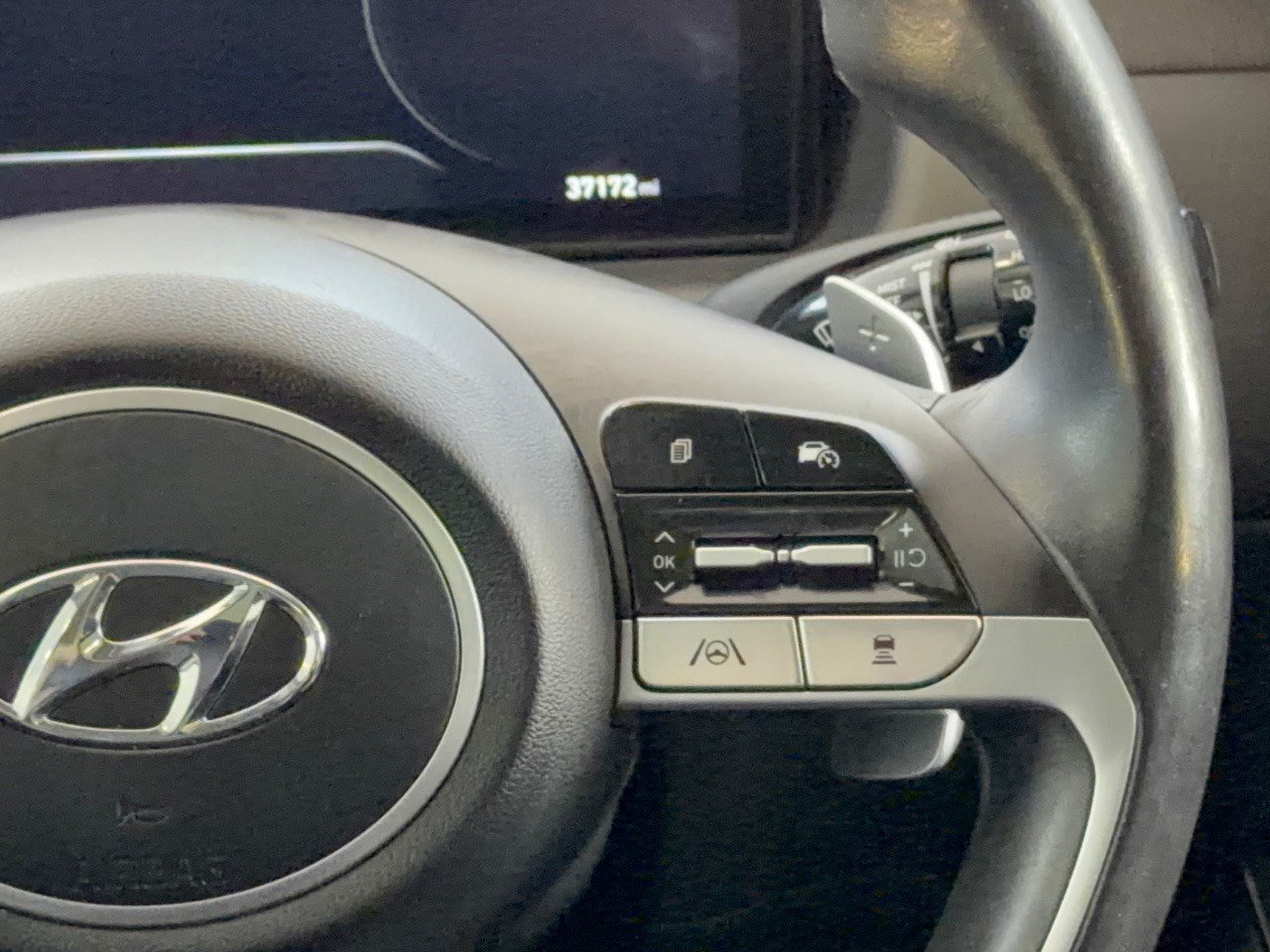 Used 2022 Hyundai Tucson Limited w/ Cargo Package FWD image 19