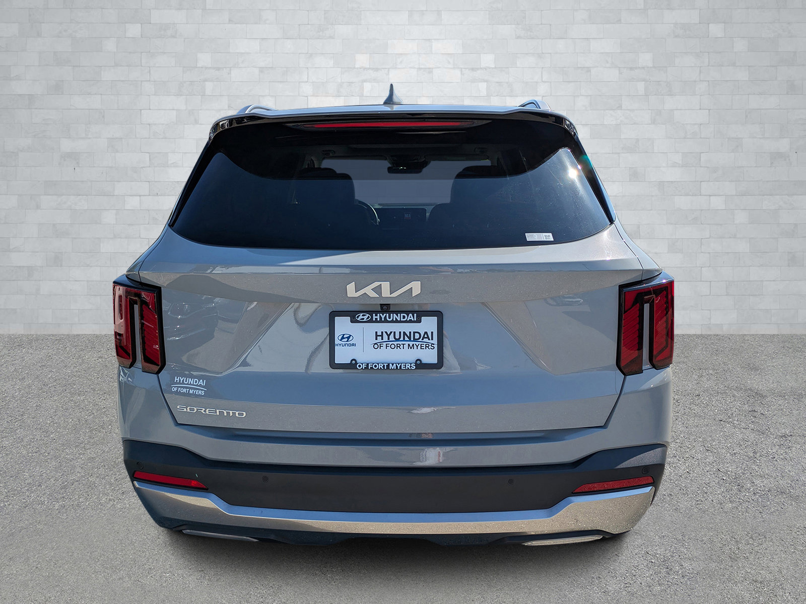 Used 2025 Kia Sorento SX image 6