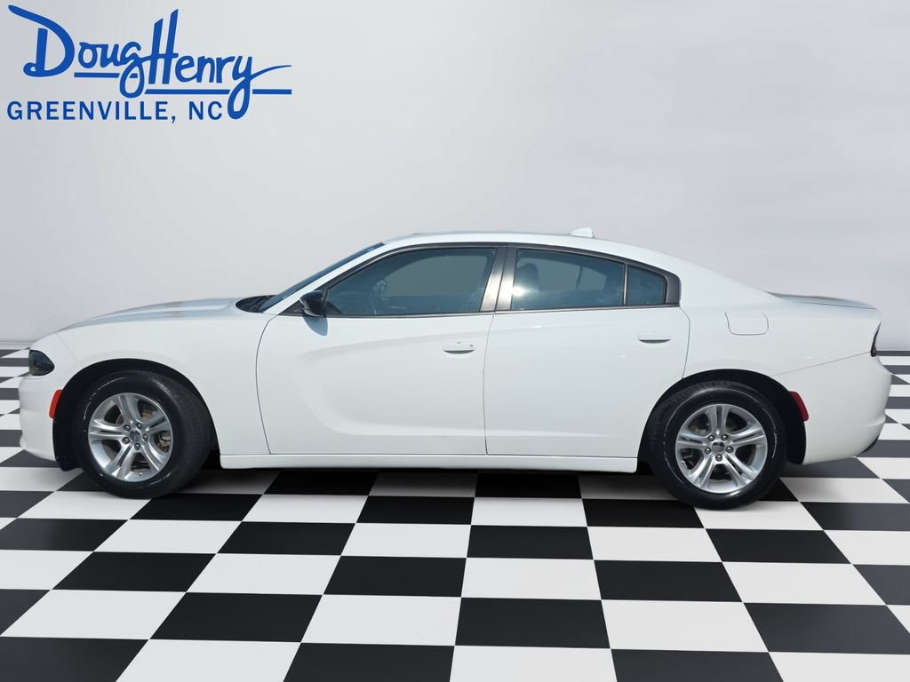 Used 2023 Dodge Charger SXT RWD image 2