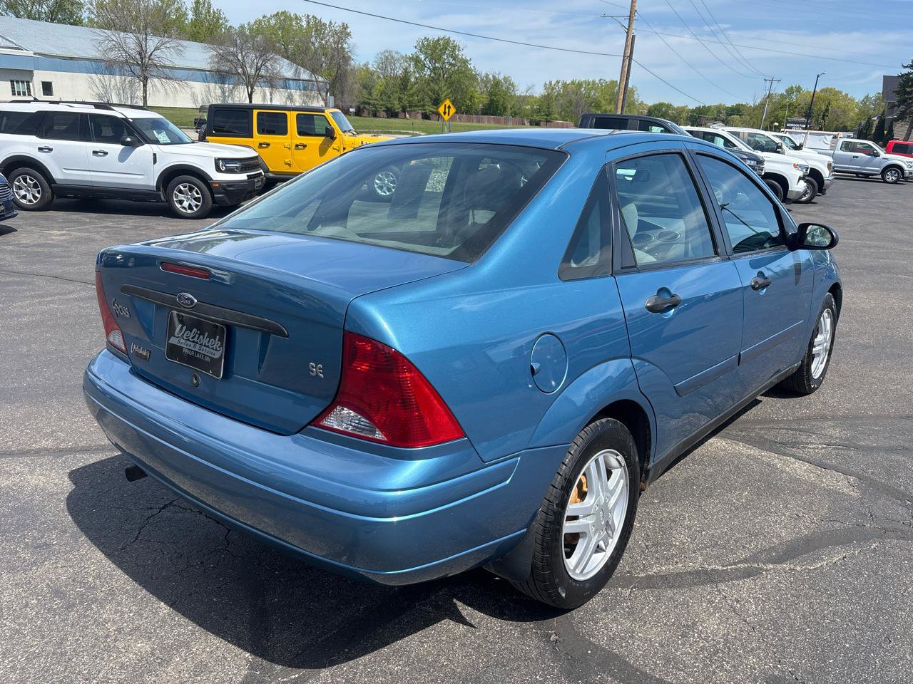 Used 2001 Ford Focus SE FWD image 3