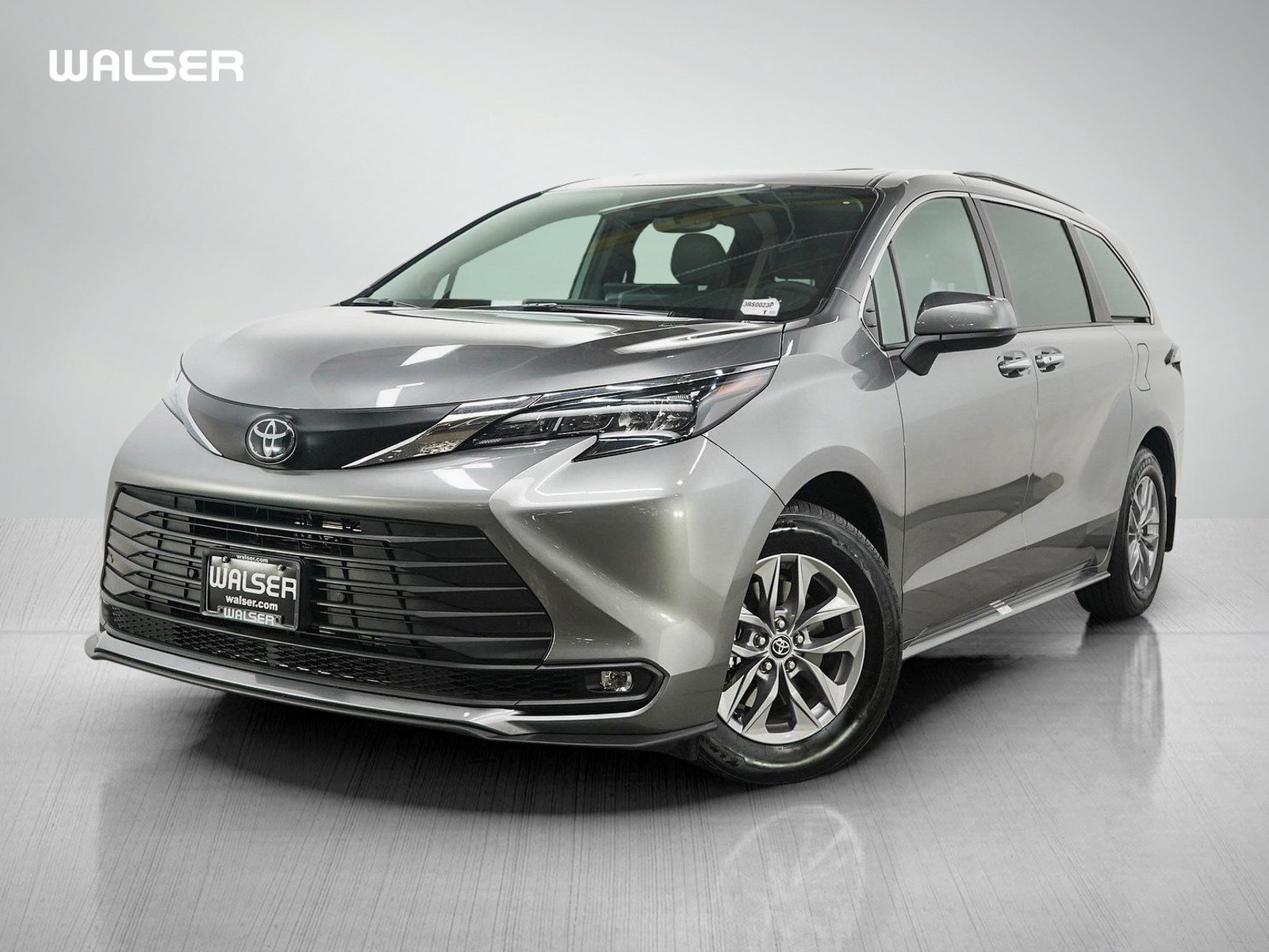 Used 2026 Toyota Sienna XLE AWD/4WD video 1