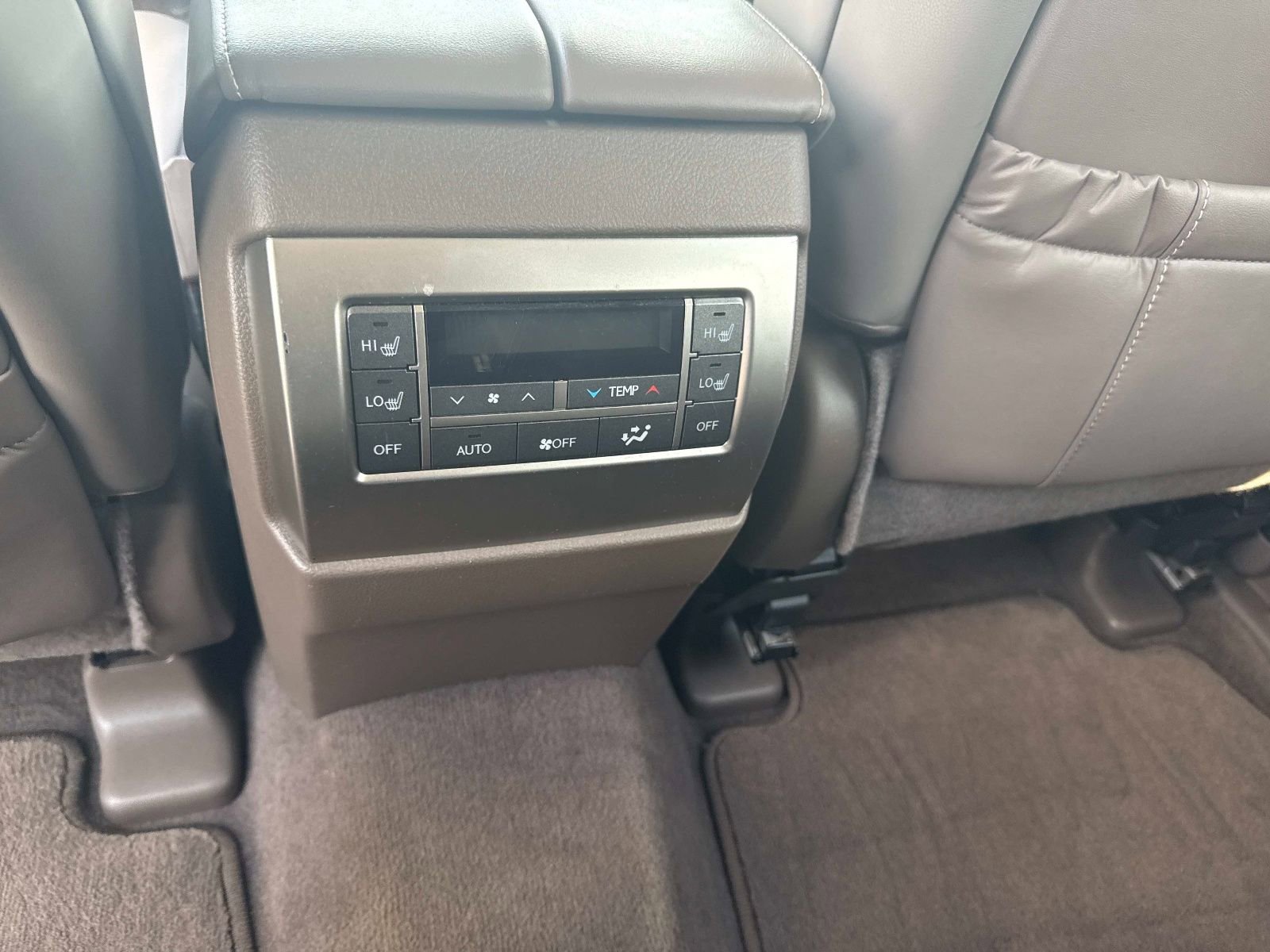 Used 2019 Lexus GX 460 image 14