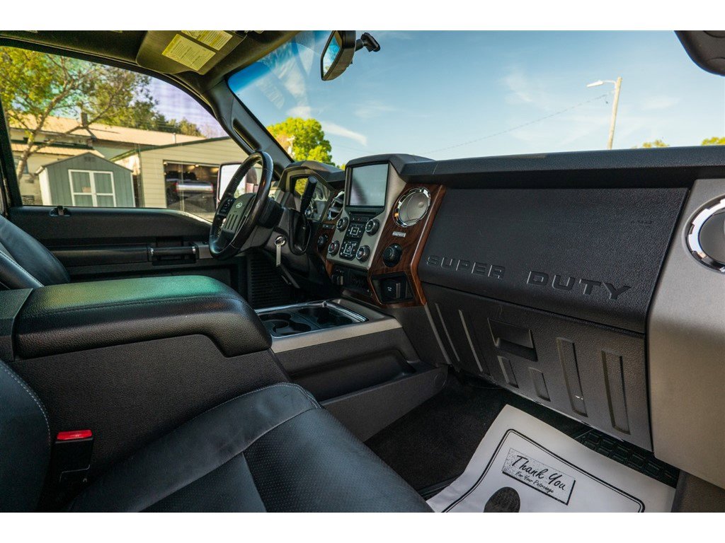 Used 2014 Ford F250 Lariat w/ Lariat Ultimate Package image 31