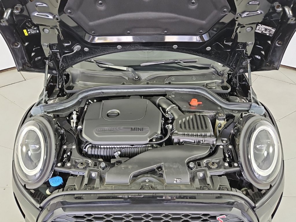 Certified 2024 MINI Cooper S FWD image 6