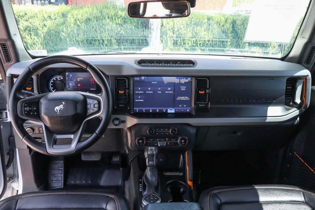 Used 2023 Ford Bronco Badlands w/ Sasquatch Package AWD/4WD image 28