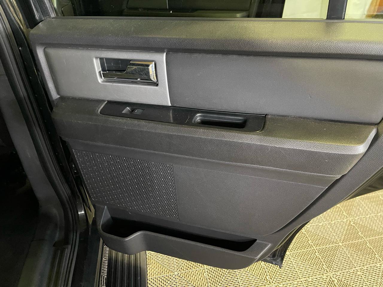 Used 2014 Ford Expedition Limited w/ Equipment Group 301A AWD/4WD image 16