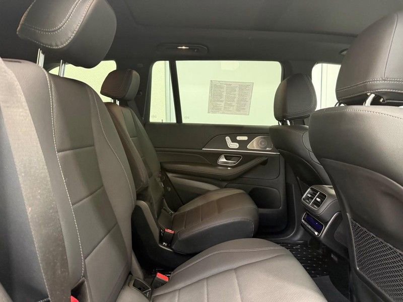Certified 2025 Mercedes-Benz GLS 450 4MATIC image 8