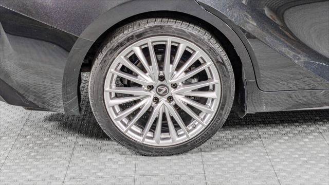 Used 2022 Lexus IS 300 AWD w/ Premium Package image 35