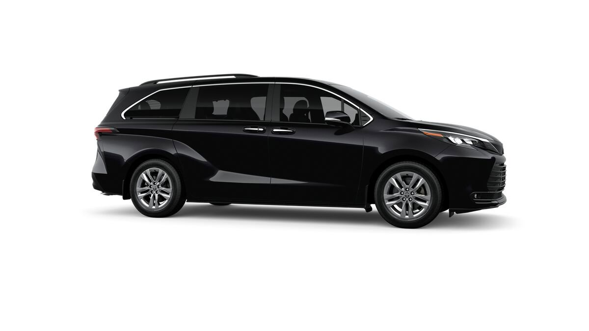 New 2026 Toyota Sienna XLE image 13