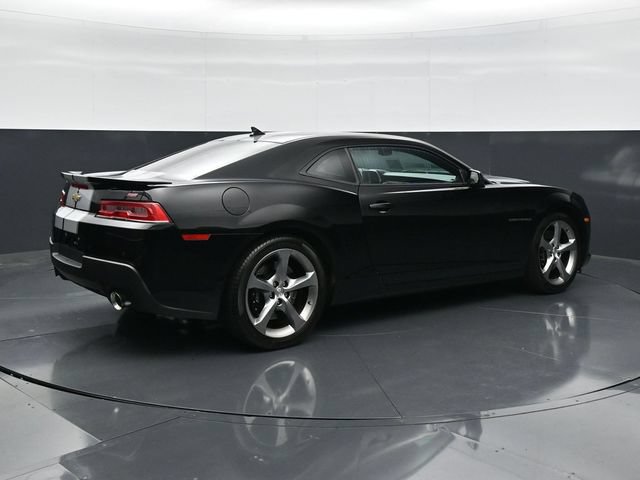 Used 2014 Chevrolet Camaro SS w/ RS Package RWD image 2