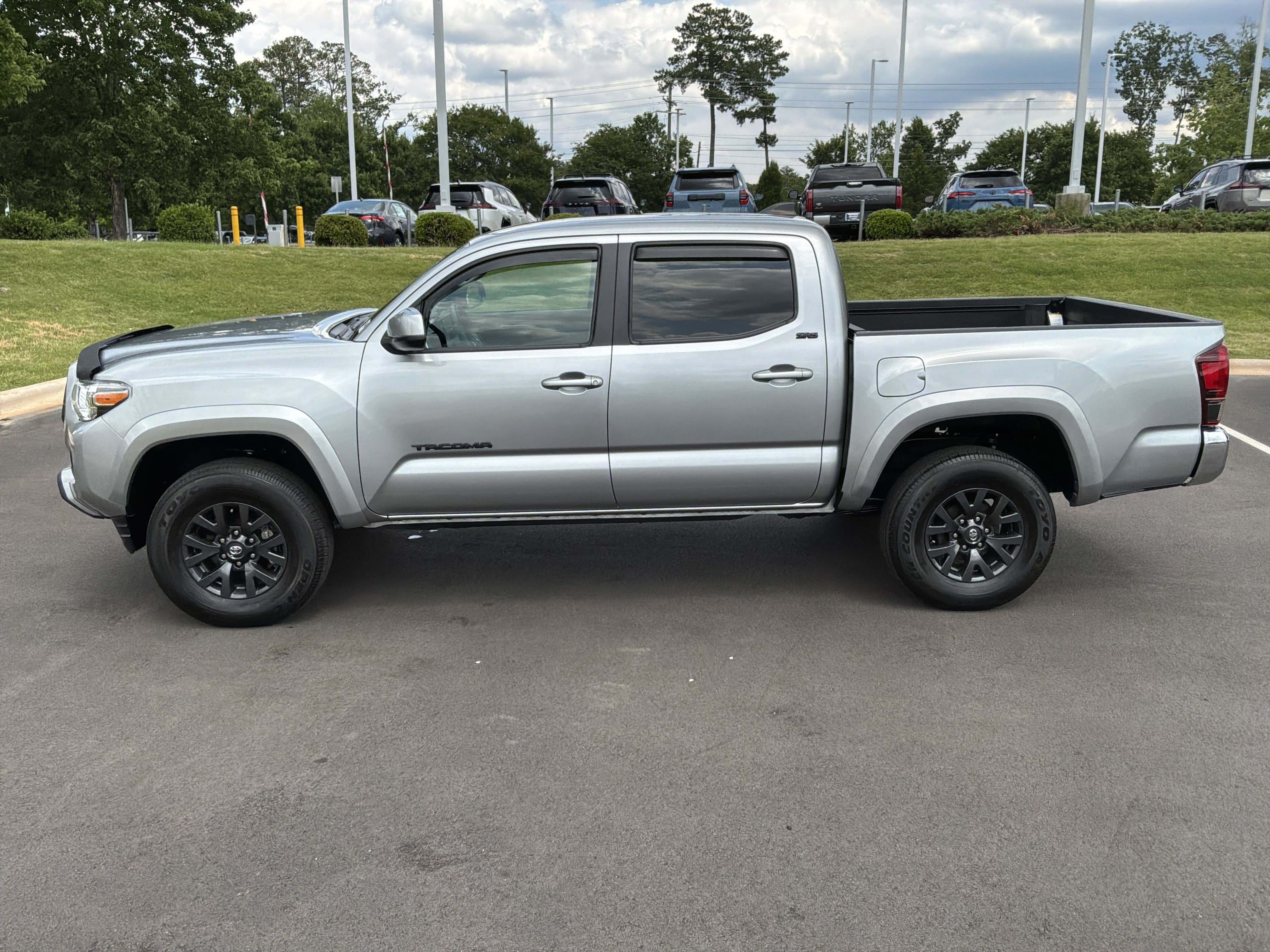 Used 2023 Toyota Tacoma SR5 RWD image 7