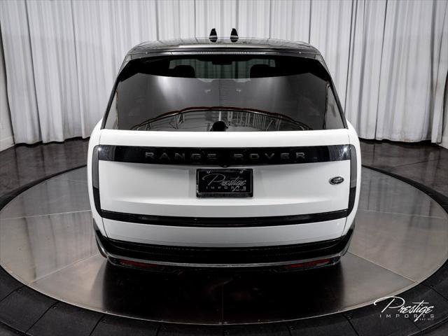 Used 2023 Land Rover Range Rover Long Wheelbase SE AWD/4WD image 11