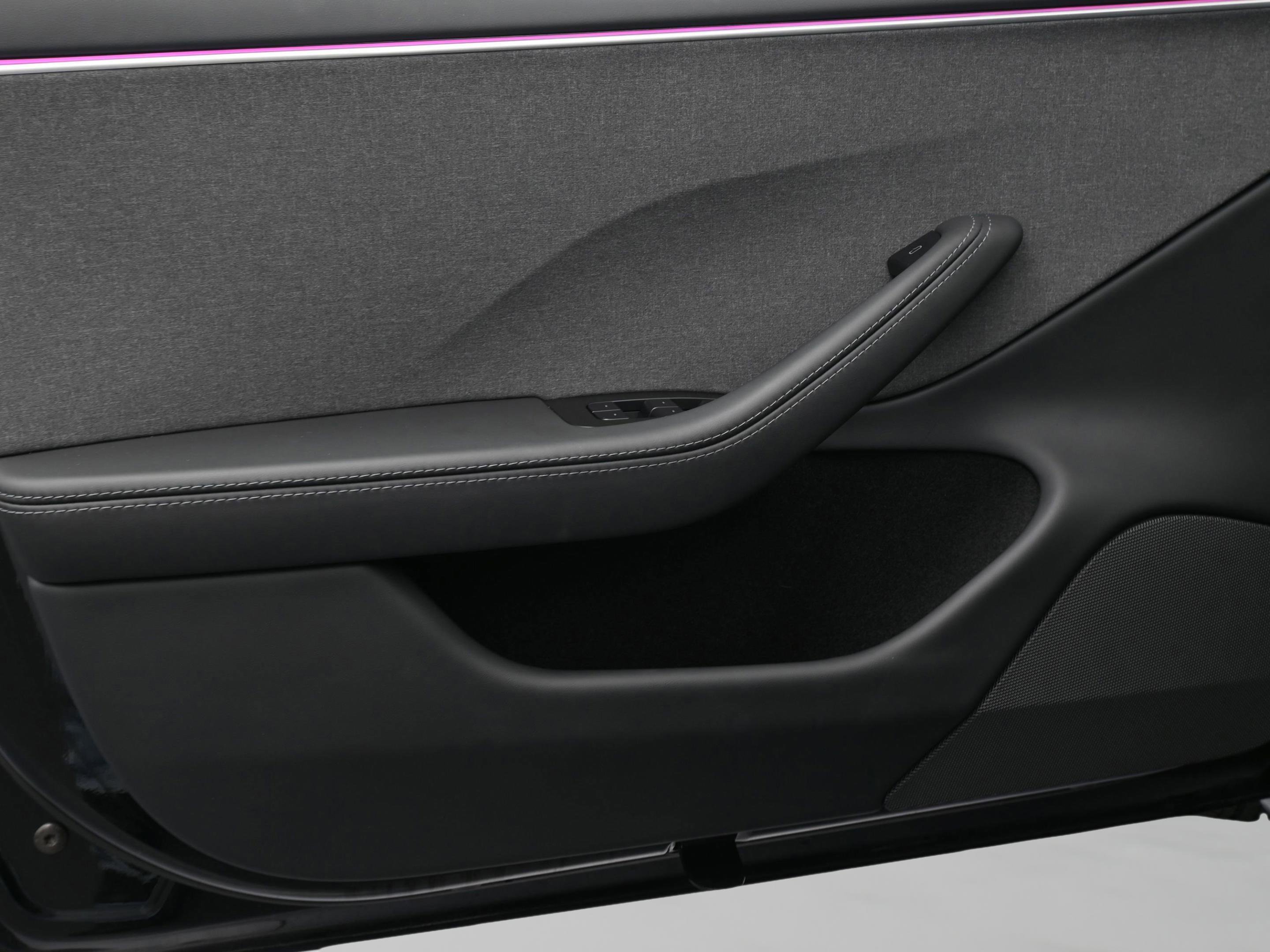 Used 2025 Tesla Model 3 Long Range image 37