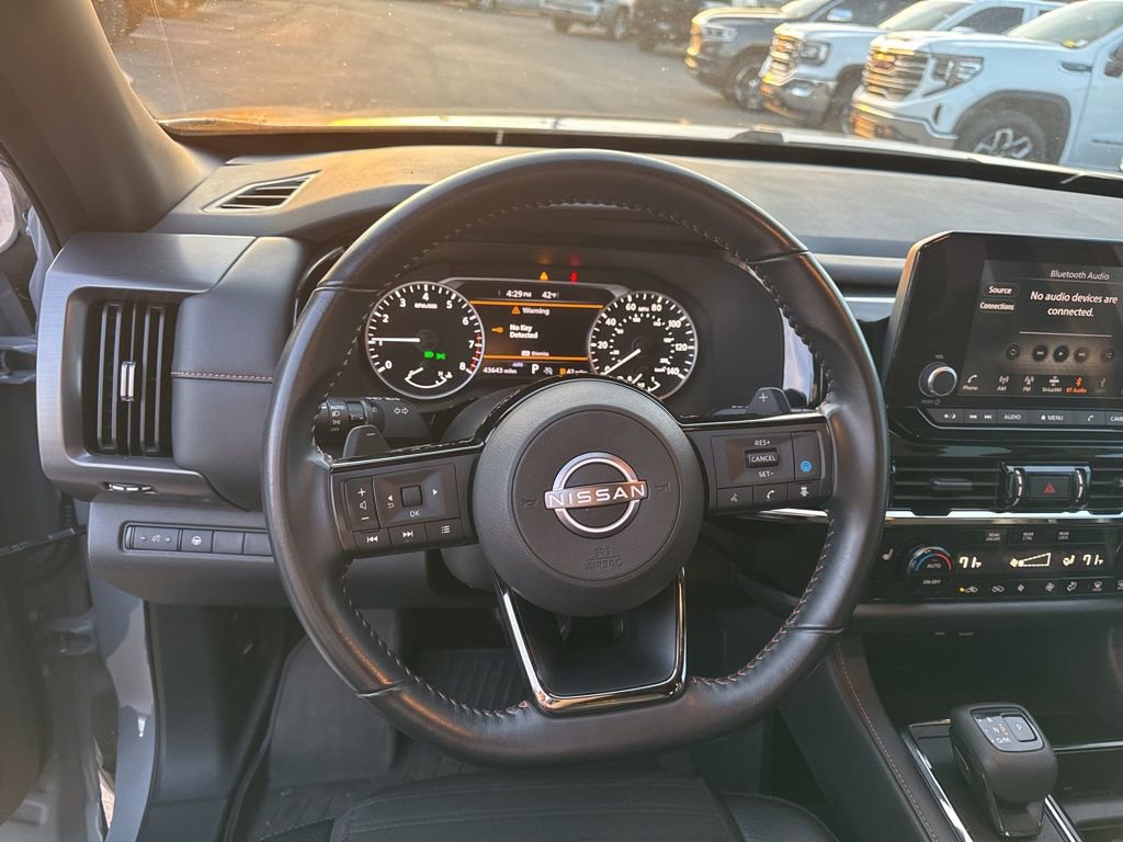 Used 2023 Nissan Pathfinder Rock Creek image 14