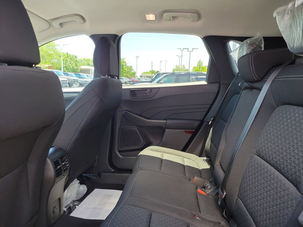 New 2026 Ford Escape Active w/ Cold Weather Package AWD/4WD image 13