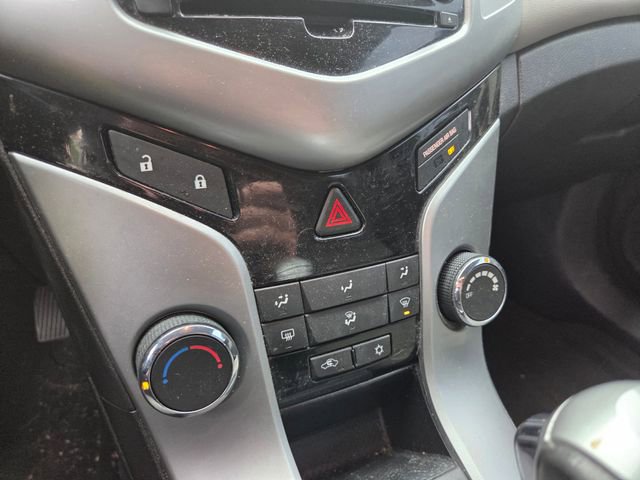 Used 2013 Chevrolet Cruze Eco FWD image 15