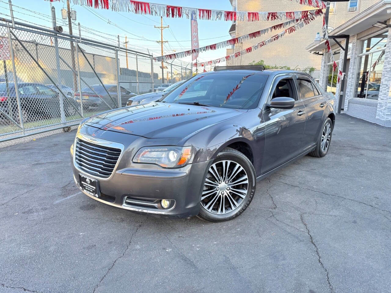 Used 2013 Chrysler 300 S image 1