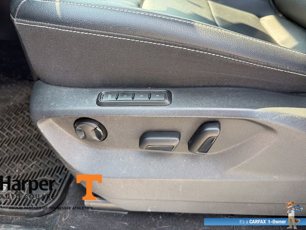 Used 2023 Volkswagen Atlas SEL R-Line image 19