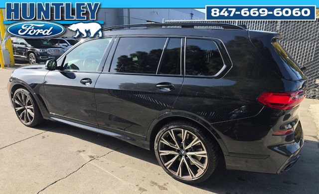 Used 2022 BMW X7 M50i w/ Dynamic Handling Package image 5