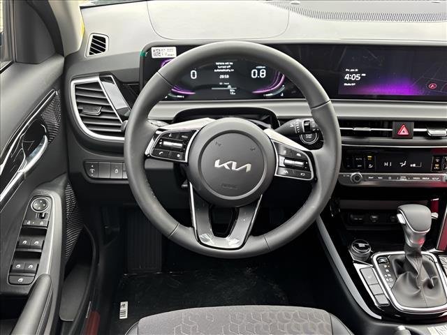 New 2025 Kia Seltos S image 5