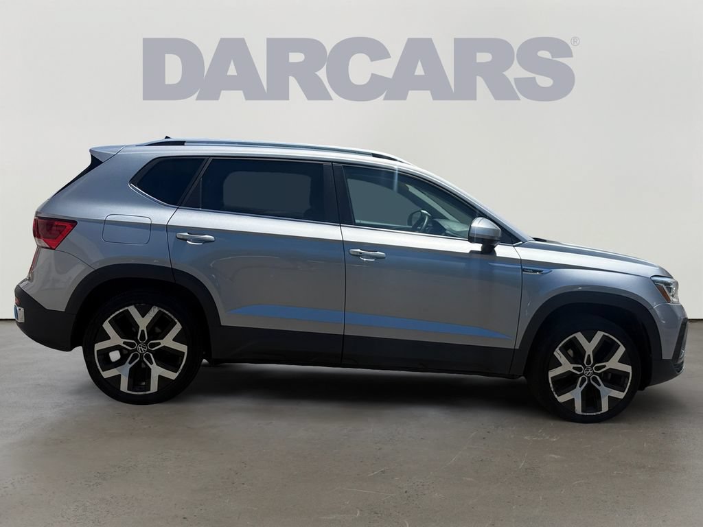 Used 2022 Volkswagen Taos SEL AWD/4WD image 8