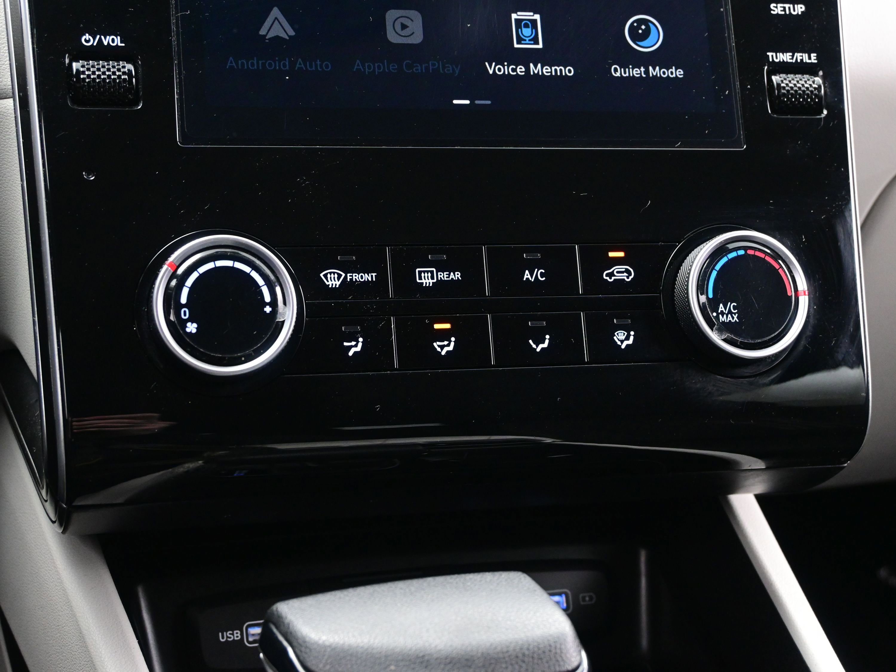 Used 2023 Hyundai Tucson SEL w/ Winter Package image 19