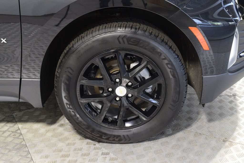 Used 2023 Chevrolet Equinox LT AWD/4WD image 39