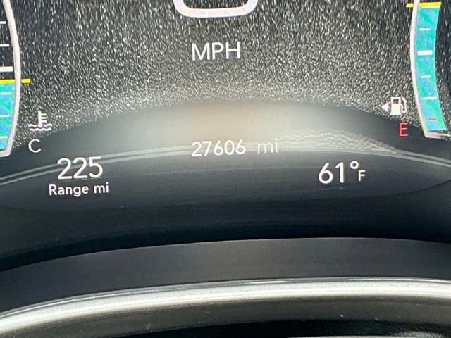 Used 2025 Chrysler Pacifica Select FWD image 26