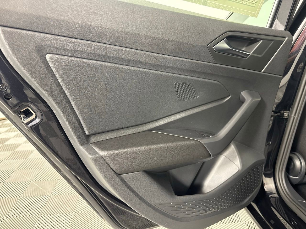 Used 2025 Volkswagen Jetta Sport FWD image 27