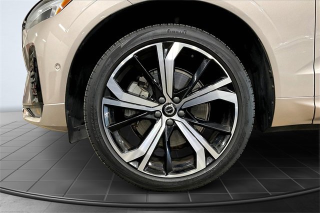 Certified 2023 Volvo XC60 B6 Ultimate image 10