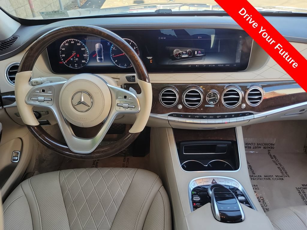 Used 2018 Mercedes-Benz S 560 Sedan image 4