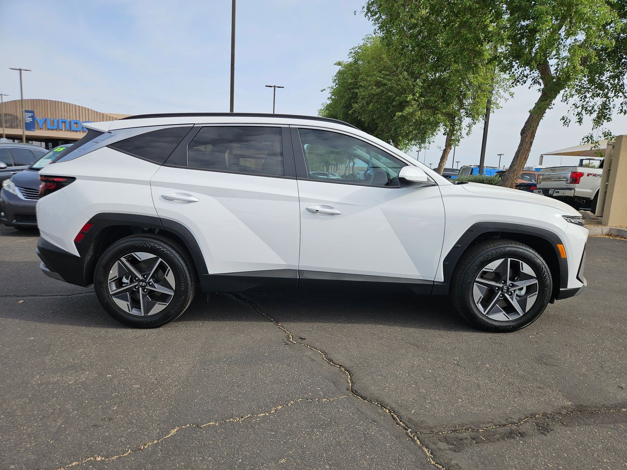 Used 2026 Hyundai Tucson SEL FWD image 4