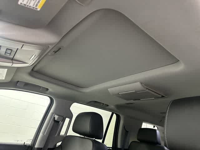 Used 2017 Chevrolet Tahoe Premier RWD image 28
