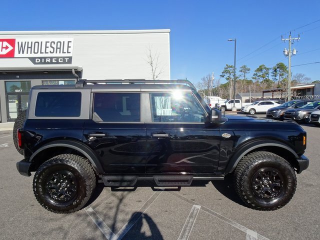 Used 2023 Ford Bronco Wildtrak image 3