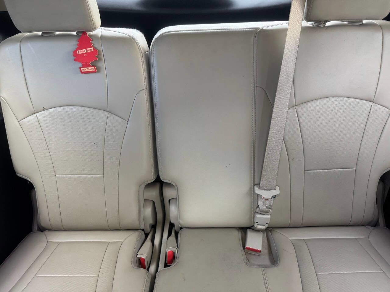 Used 2018 Buick Enclave Essence w/ Trailering Package image 10